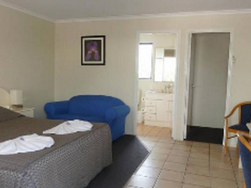 Biloela Palms Motor Inn Esterno foto