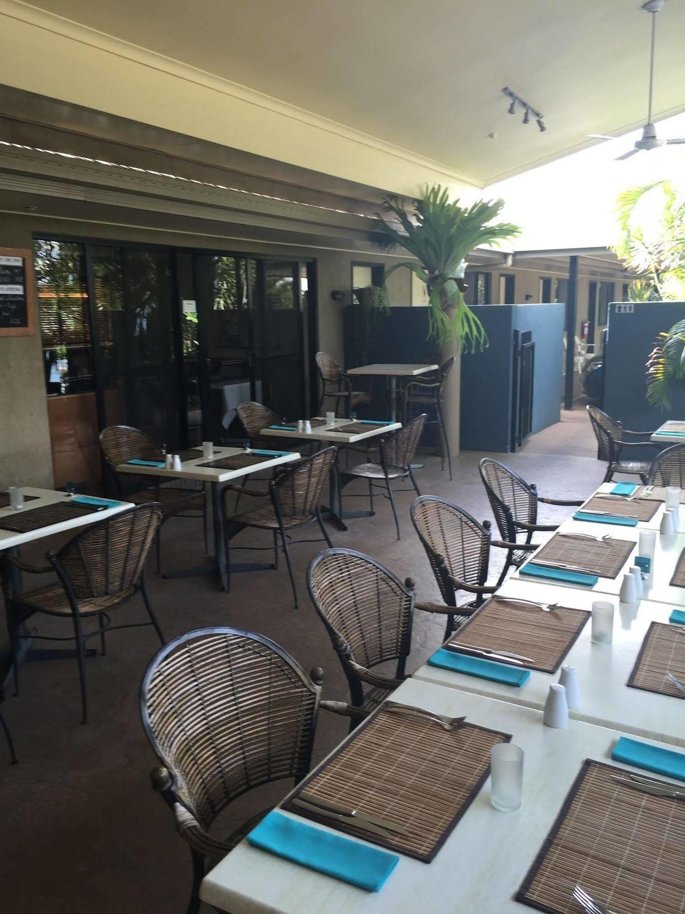 Biloela Palms Motor Inn Esterno foto