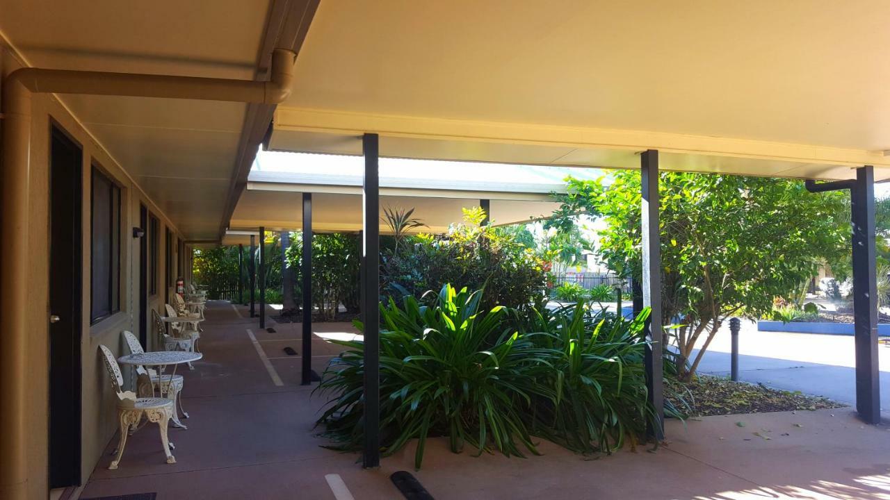 Biloela Palms Motor Inn Esterno foto