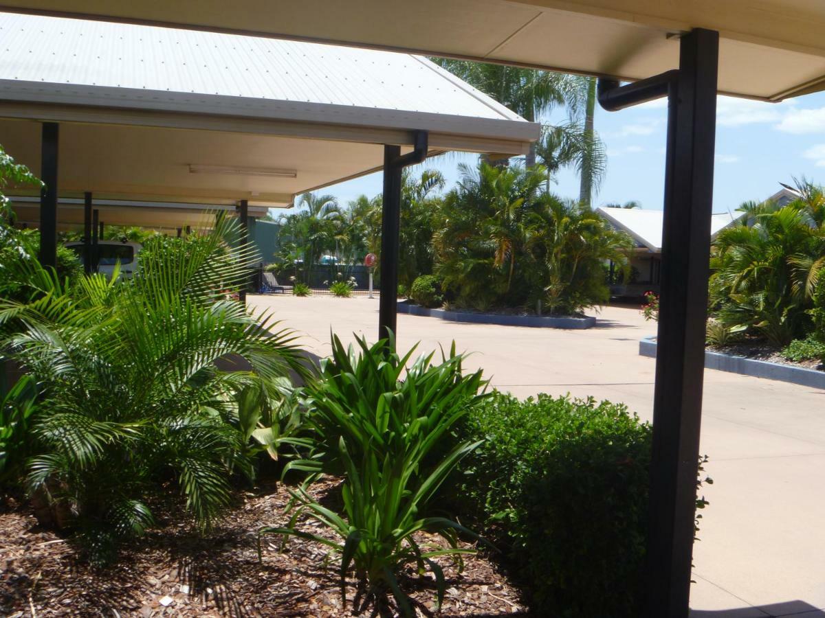 Biloela Palms Motor Inn Esterno foto